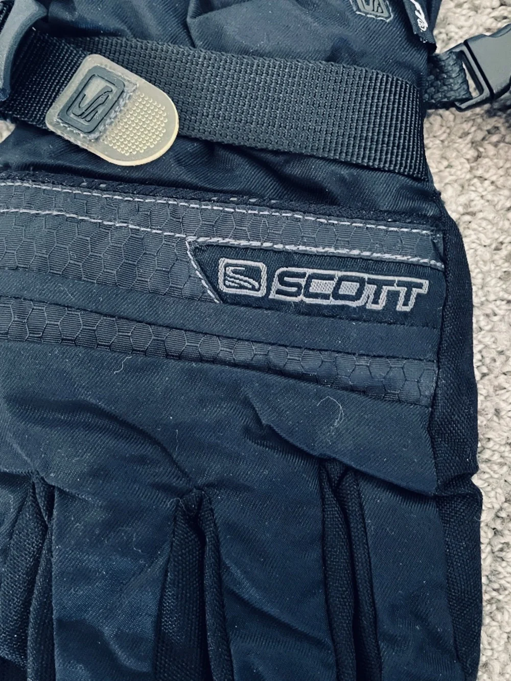 Scott ski/snow gloves -small